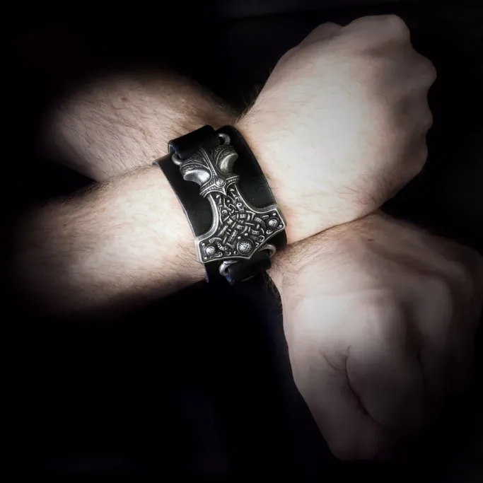 Alchemy Gothic Thunderhammer Leather Wriststraps