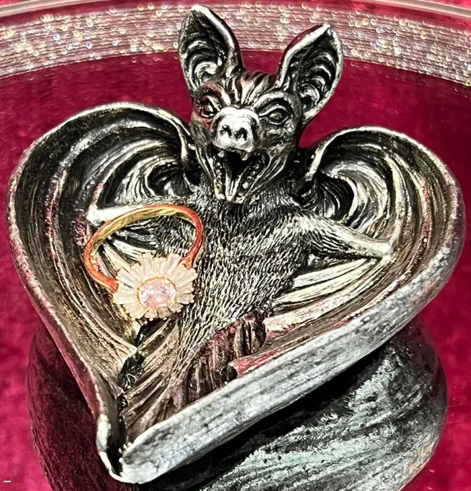 Alchemy Gothic Vampyr Bat Trinket Dish