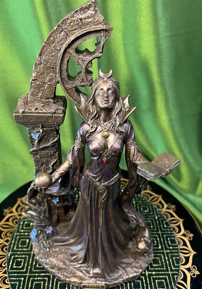 Nemesis Now Aradia The Wiccan Queen of Witches