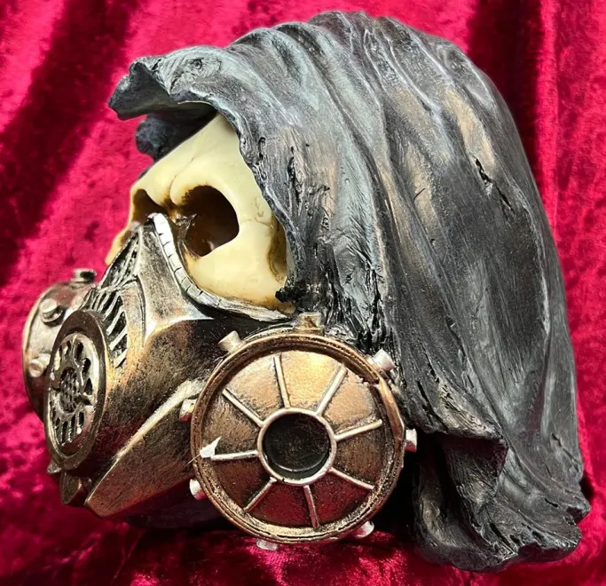 Nemesis Now Catch Your Breath Steampunk Skull