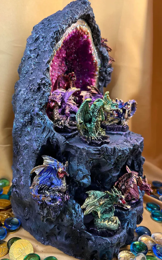 Puckator Crystal Cave LED Dragon Figure Display Stand