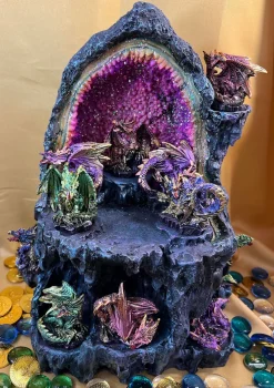 Puckator Crystal Cave LED Dragon Figure Display Stand