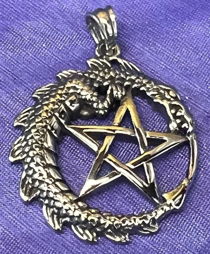 Echt etNox Dragon Pentacle Pendant