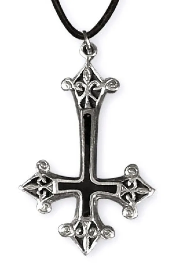 Echt etNox Inverted Cross Pendant