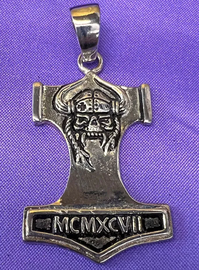 Echt etNox Thors Hammer Pendant