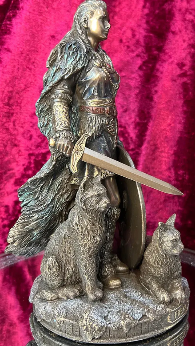 Nemesis Now Freya Goddess of Love