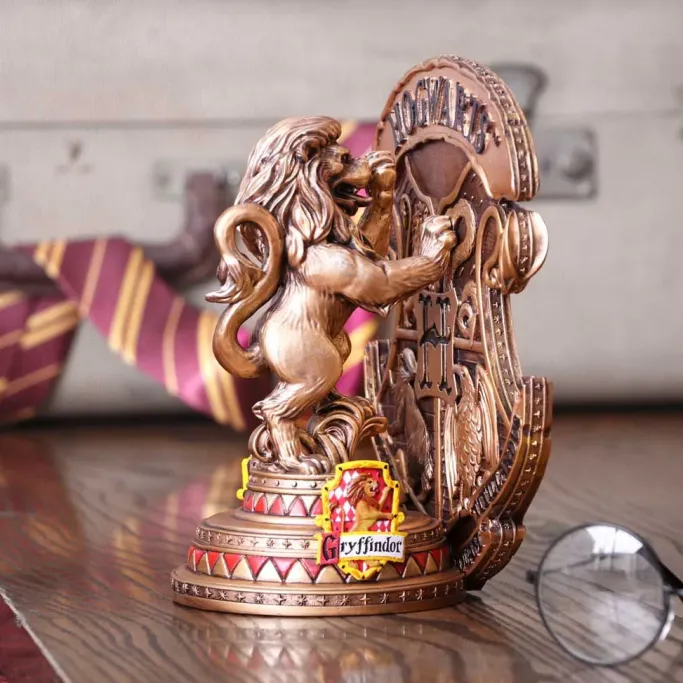 Nemesis Now Harry Potter Gryffindor Bookend
