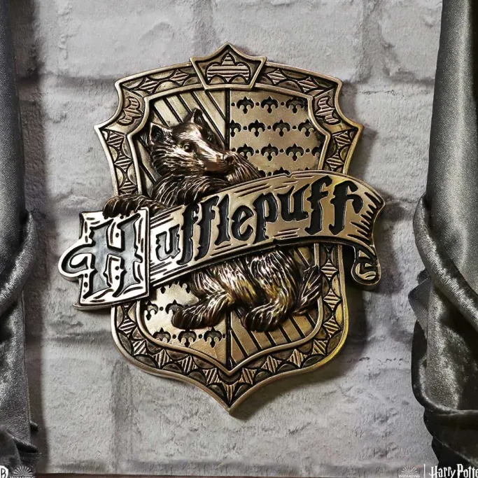 Nemesis Now Harry Potter Hufflepuff Wall Plaque