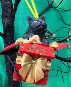 Nemesis Now Lisa Parker Present Cat Hanging Ornament
