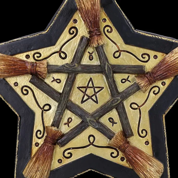 Nemesis Now Magick Protector Box