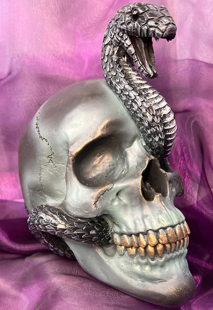 Nemesis Now Serpentine Fate Skull